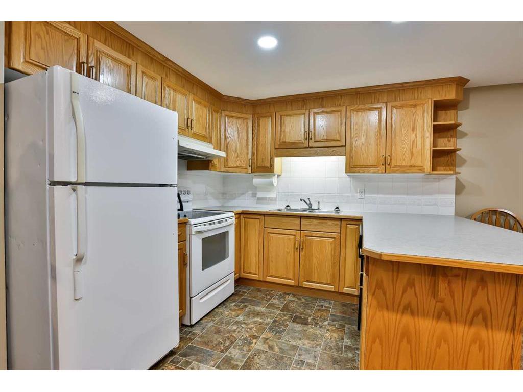 









3107


30

Street,
Coaldale,




AB
T1M 1P1

