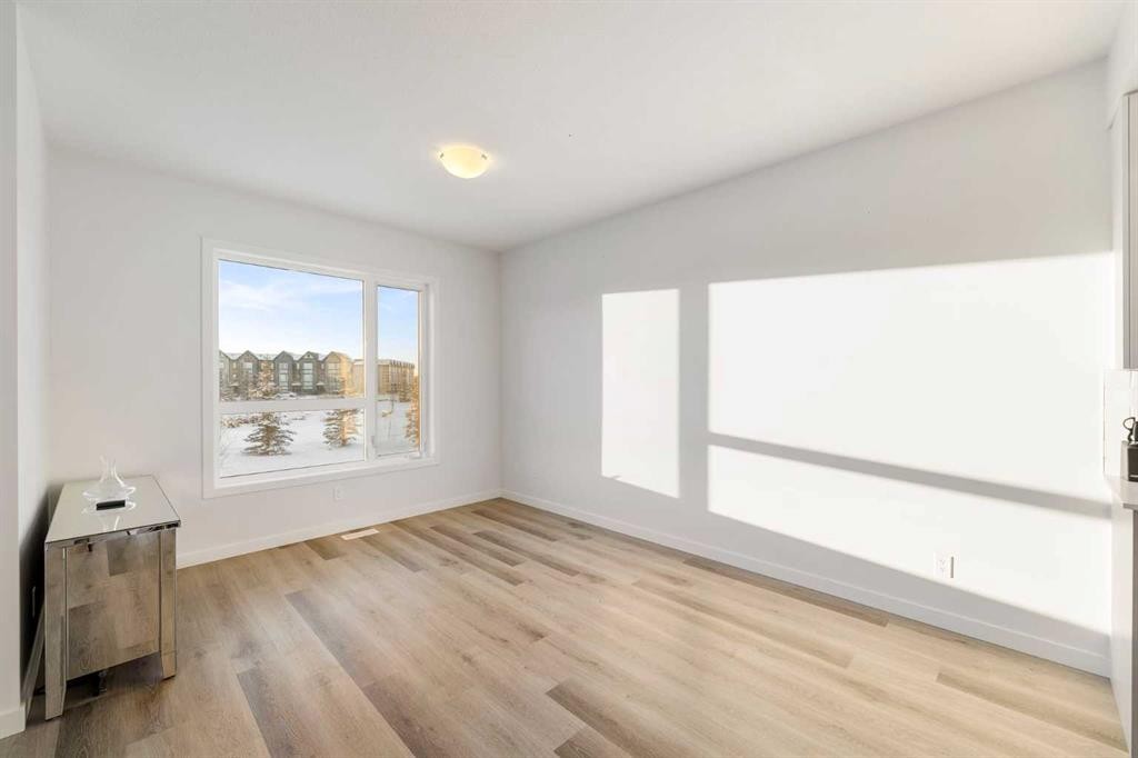 









44


Evanscrest

Manor Northwest,
Calgary,




AB
T3P 0Y1

