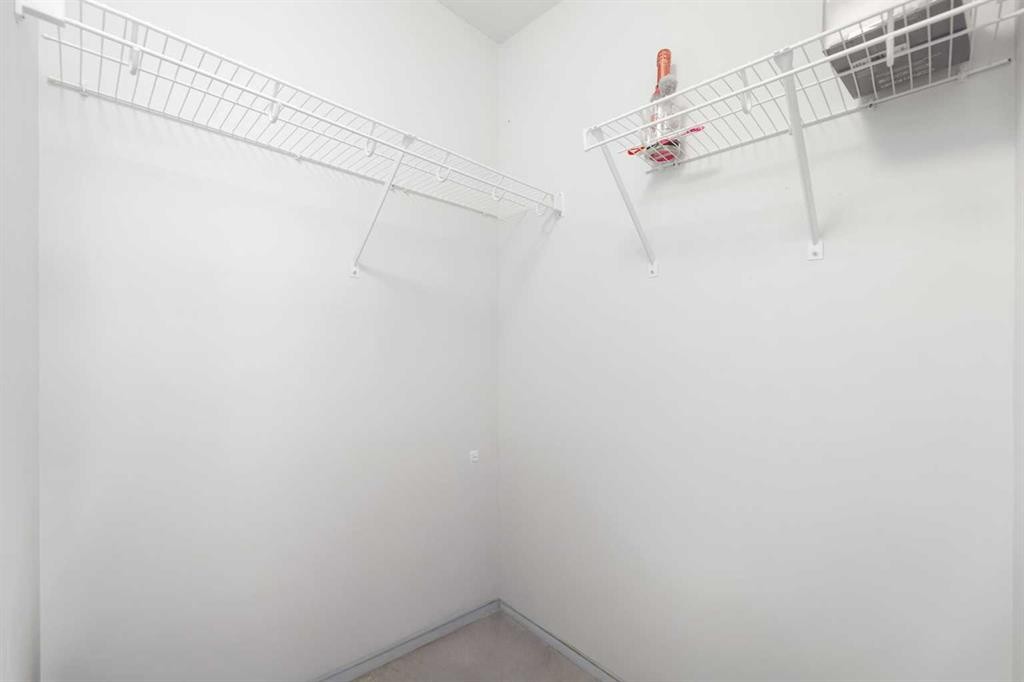 









44


Evanscrest

Manor Northwest,
Calgary,




AB
T3P 0Y1

