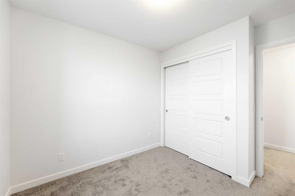 









44


Evanscrest

Manor Northwest,
Calgary,




AB
T3P 0Y1

