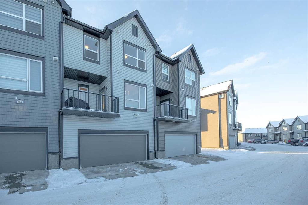 









44


Evanscrest

Manor Northwest,
Calgary,




AB
T3P 0Y1

