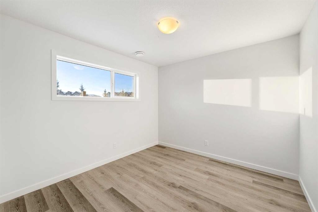 









44


Evanscrest

Manor Northwest,
Calgary,




AB
T3P 0Y1

