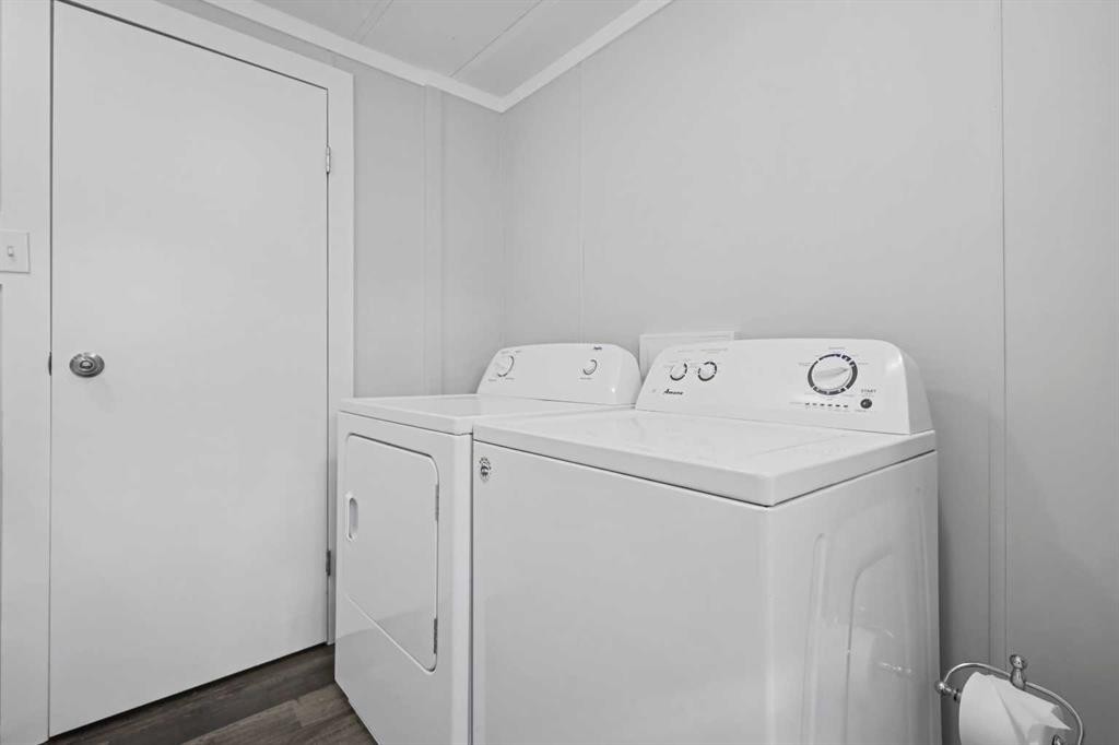 









6220


17

Avenue Southeast, 296,
Calgary,




AB
T2A 0W6

