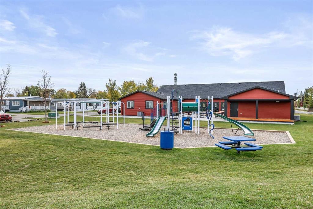 









6220


17

Avenue Southeast, 296,
Calgary,




AB
T2A 0W6

