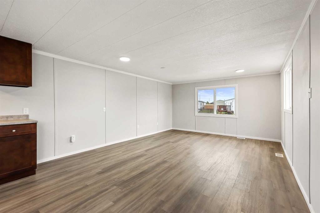 









6220


17

Avenue Southeast, 358,
Calgary,




AB
T2A 7H4

