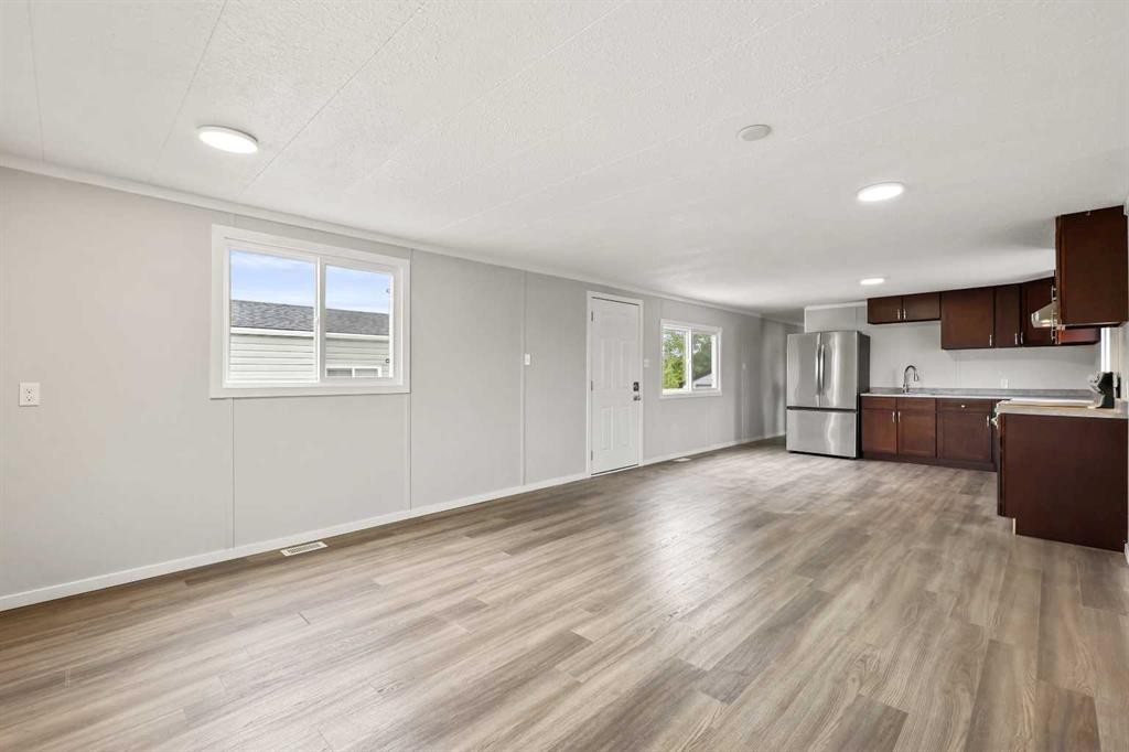 









6220


17

Avenue Southeast, 358,
Calgary,




AB
T2A 7H4

