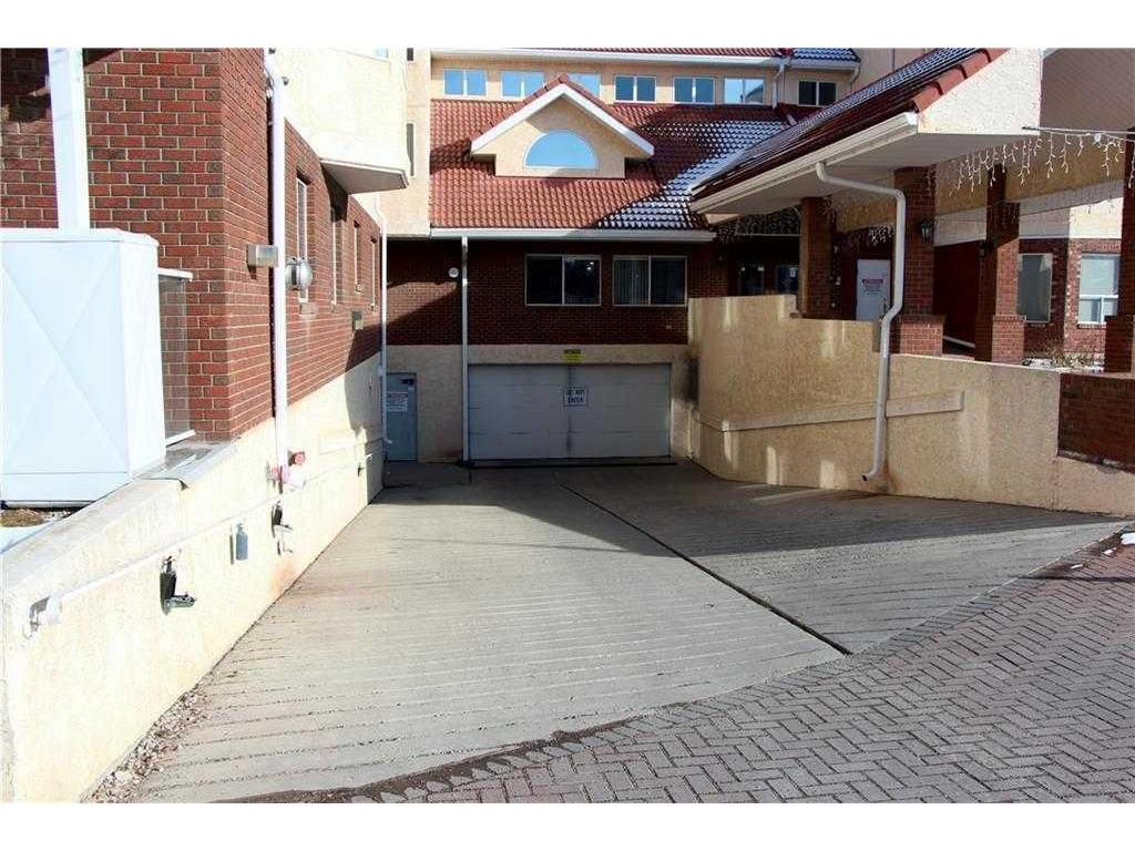 









1818


Simcoe

Boulevard Southwest, 2126,
Calgary,




AB
T3H 3L9

