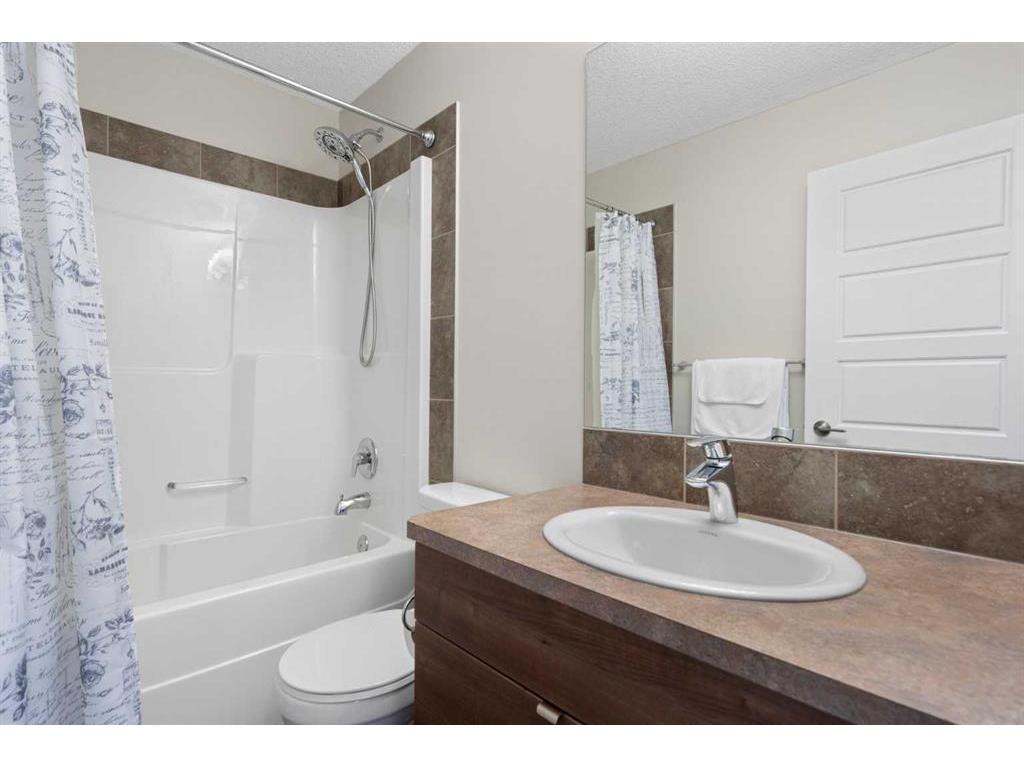 









130


New Brighton

Way Southeast, 318,
Calgary,




AB
T2Z 1H6

