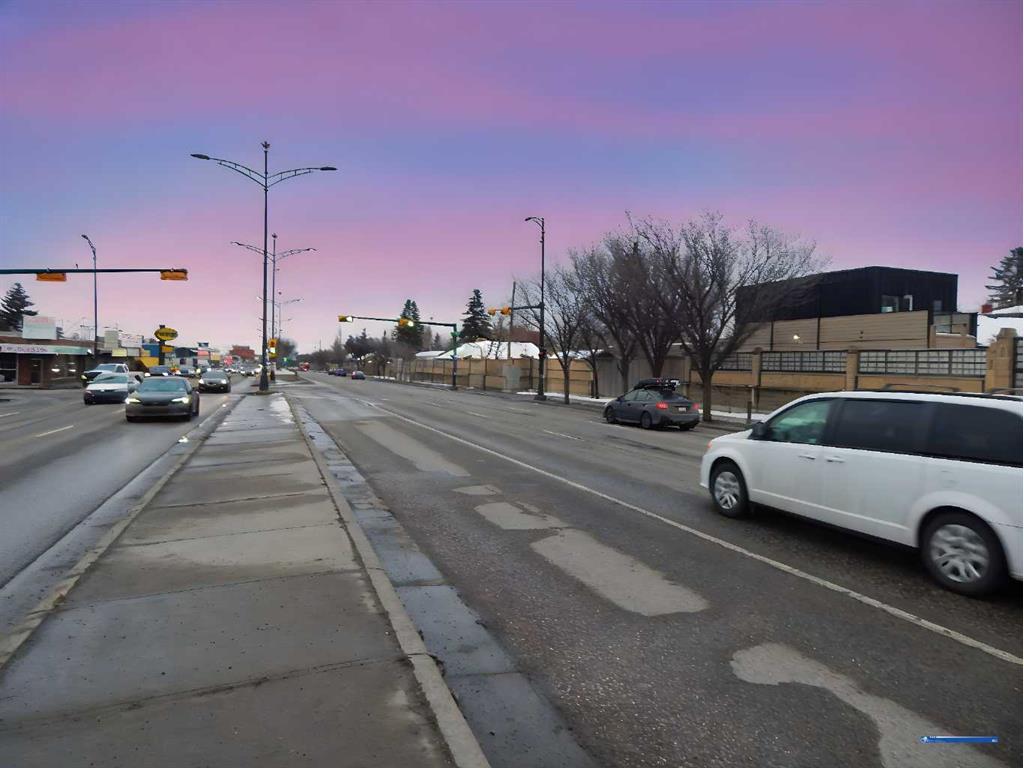 









712


16

Avenue Northwest,
Calgary,




AB
T2M 0J8

