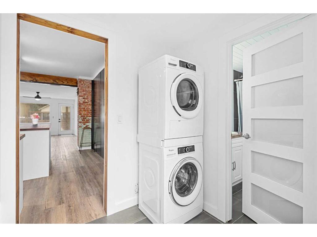 









260


2

Avenue,
Drumheller,




AB
T0J 1B0

