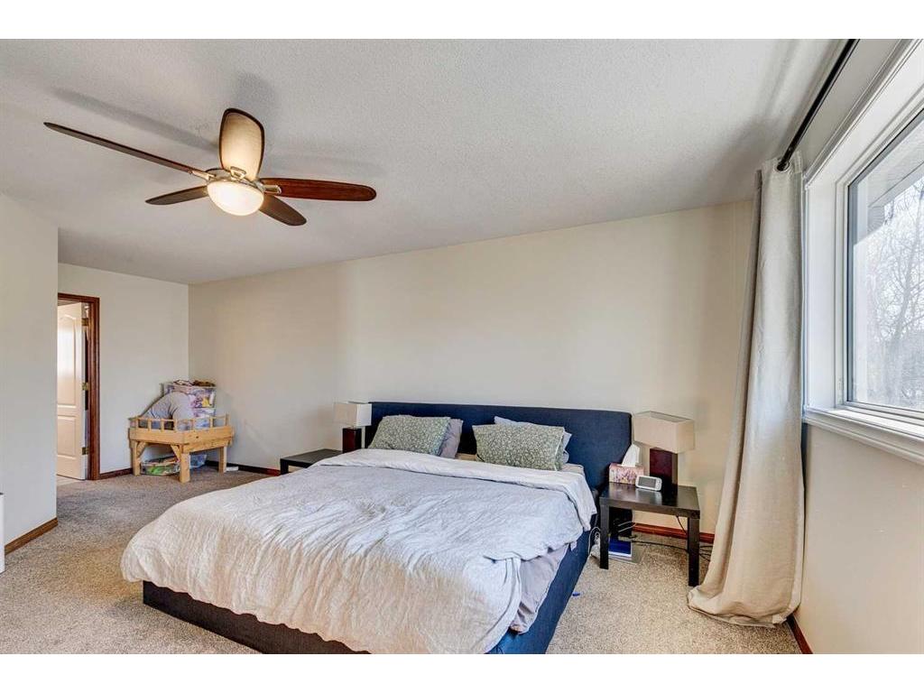 









3737


Douglas Ridge

Way Southeast,
Calgary,




AB
T2Z3C3


