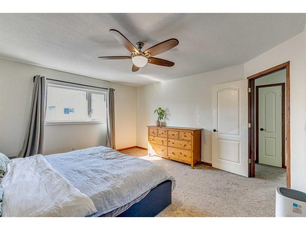 









3737


Douglas Ridge

Way Southeast,
Calgary,




AB
T2Z3C3

