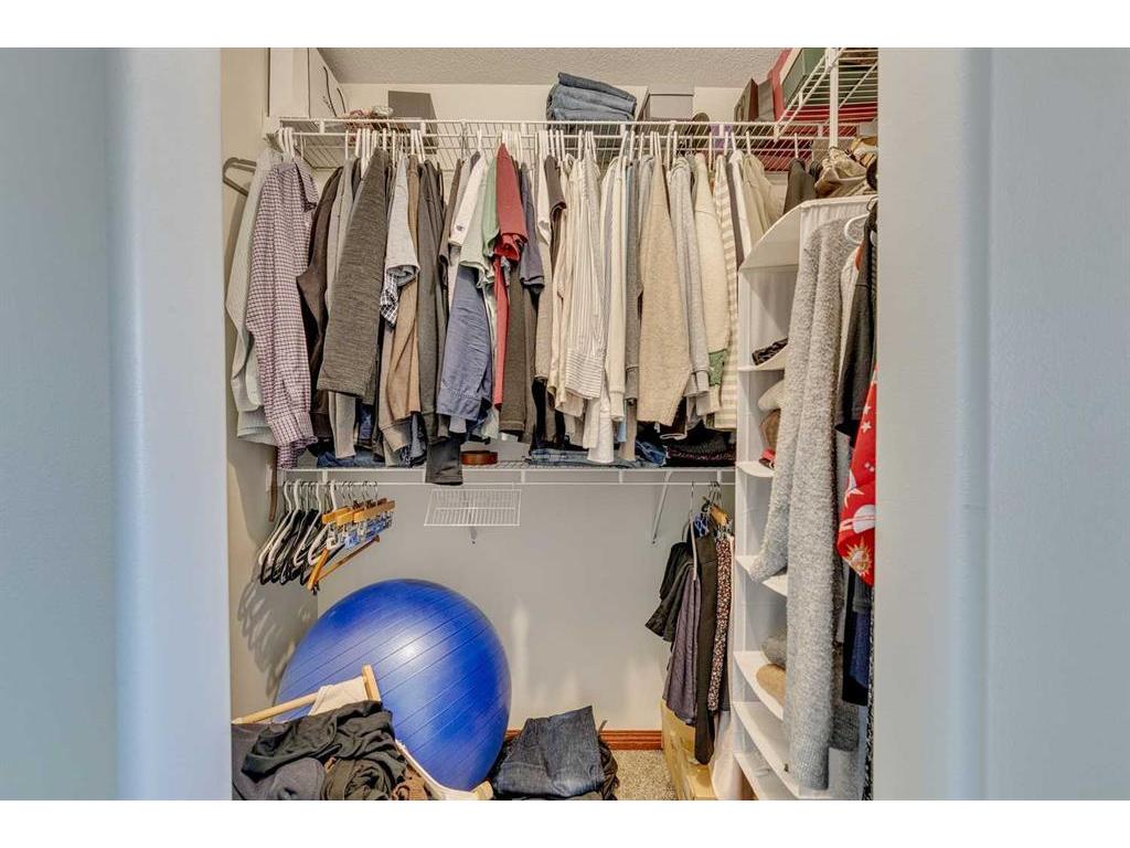 









3737


Douglas Ridge

Way Southeast,
Calgary,




AB
T2Z3C3


