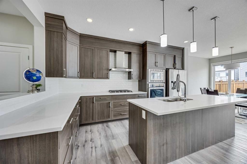 









109


Mallard

Grove Southeast,
Calgary,




AB
T3S 0E2

