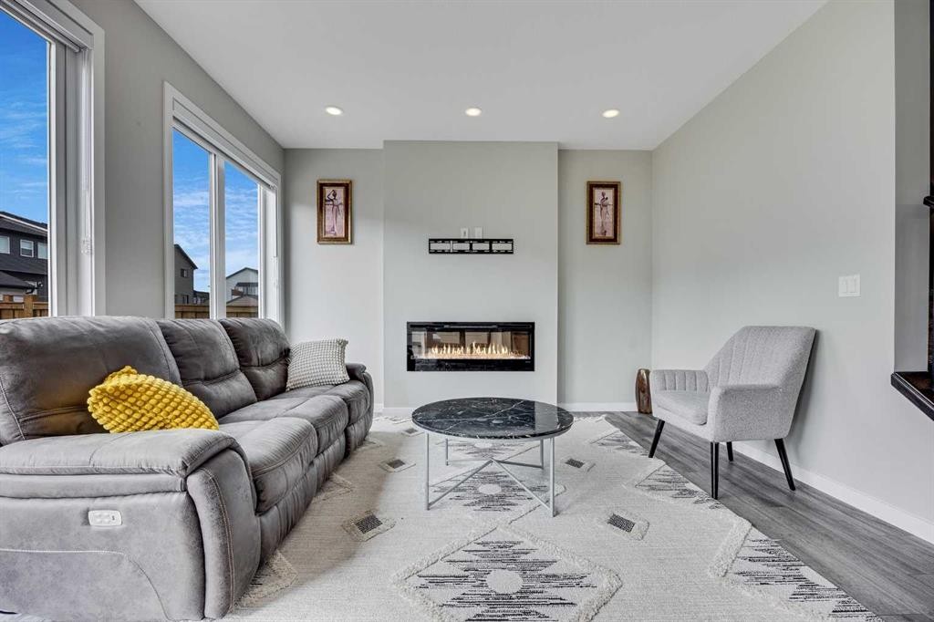









109


Mallard

Grove Southeast,
Calgary,




AB
T3S 0E2

