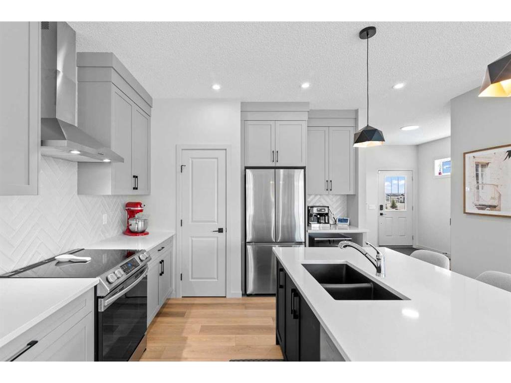 









803


Bayview

Terrace Southwest,
Airdrie,




AB
T4B 5M6


