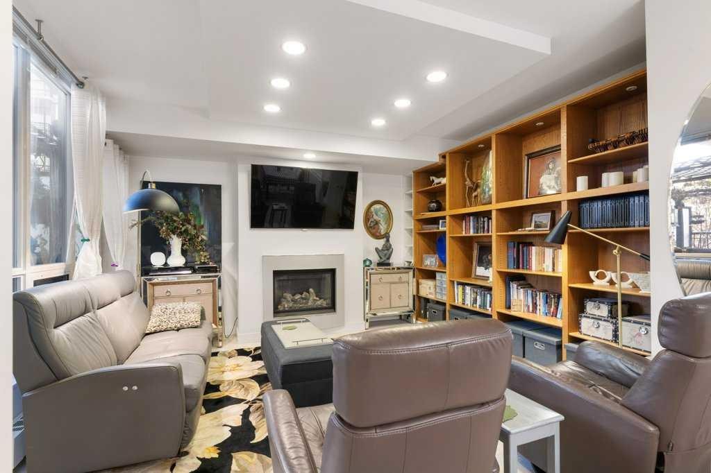









222


Riverfront

Avenue Southwest, 231,
Calgary,




AB
T2P 2Y9

