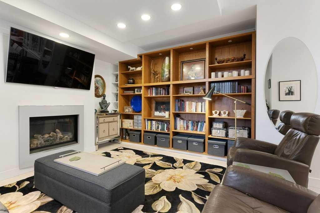 









222


Riverfront

Avenue Southwest, 231,
Calgary,




AB
T2P 2Y9

