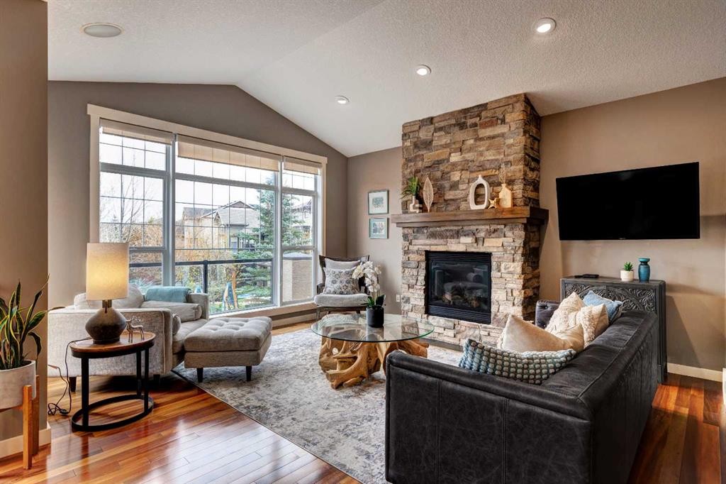 









332


Chapala

Point Southeast,
Calgary,




AB
T2X 0A2

