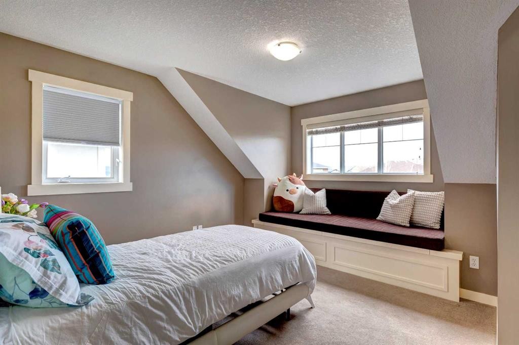 









332


Chapala

Point Southeast,
Calgary,




AB
T2X 0A2

