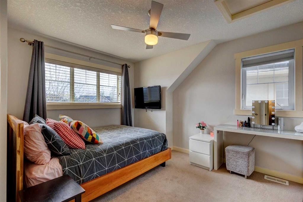 









332


Chapala

Point Southeast,
Calgary,




AB
T2X 0A2

