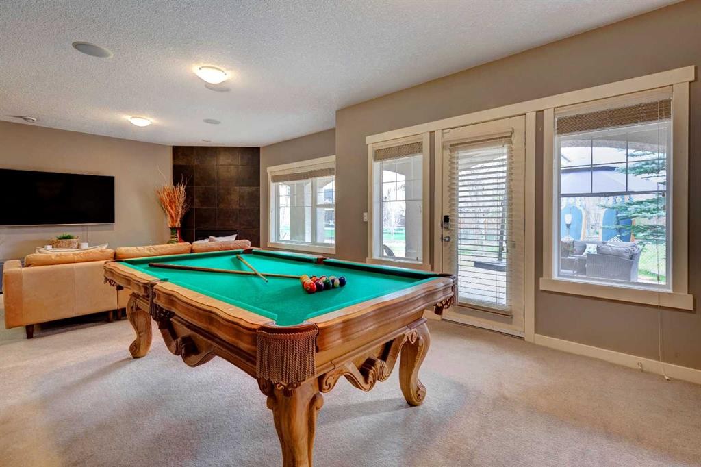 









332


Chapala

Point Southeast,
Calgary,




AB
T2X 0A2

