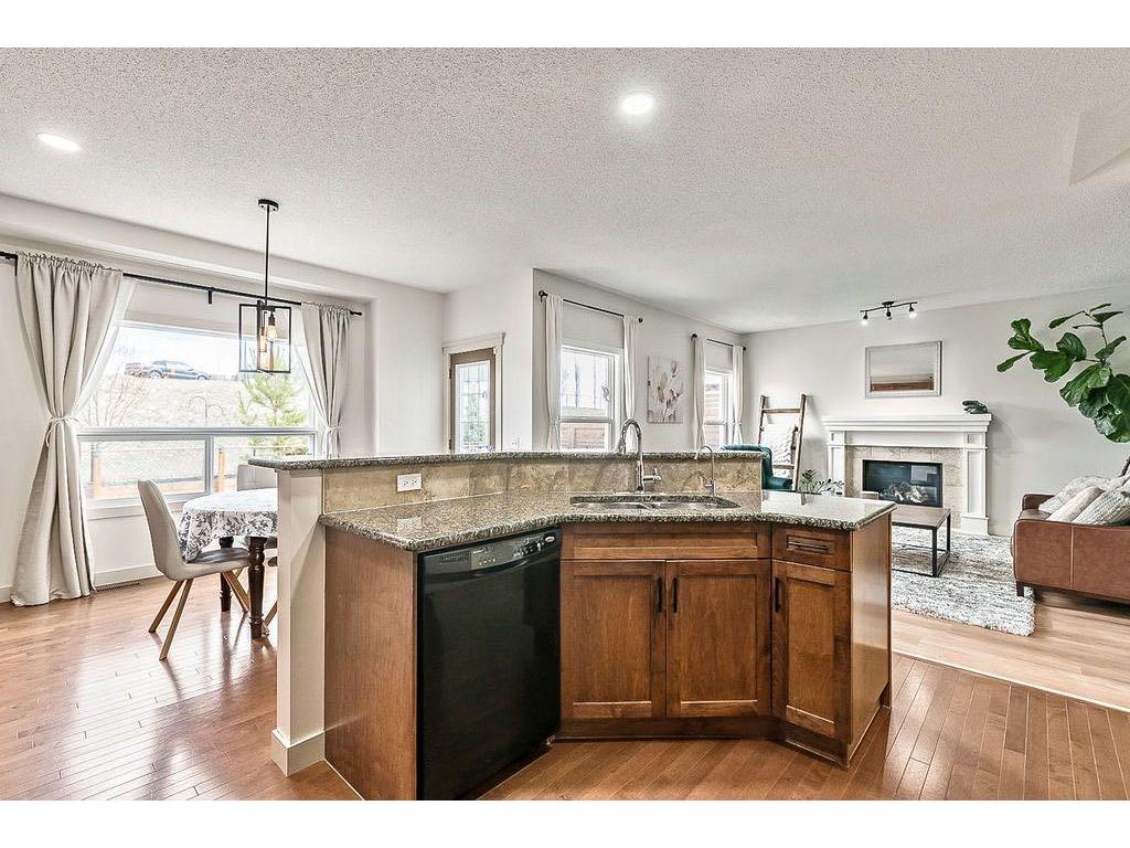 









46


Westmount

Way,
Okotoks,




AB
T1S 0E1

