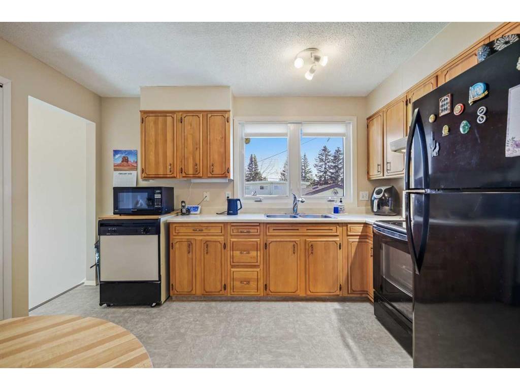 









6028


Dalgetty

Drive Northwest,
Calgary,




AB
T3A 1J3

