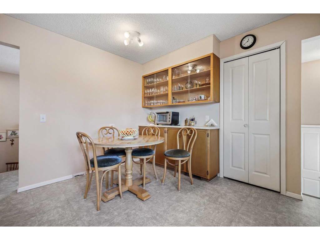 









6028


Dalgetty

Drive Northwest,
Calgary,




AB
T3A 1J3

