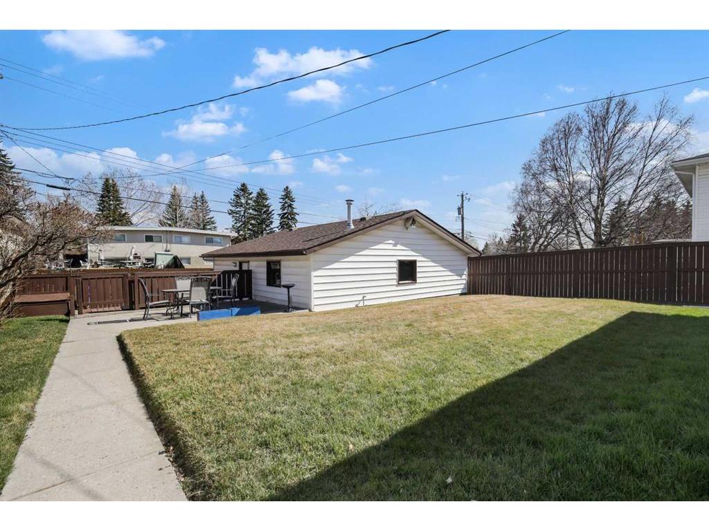 









6028


Dalgetty

Drive Northwest,
Calgary,




AB
T3A 1J3

