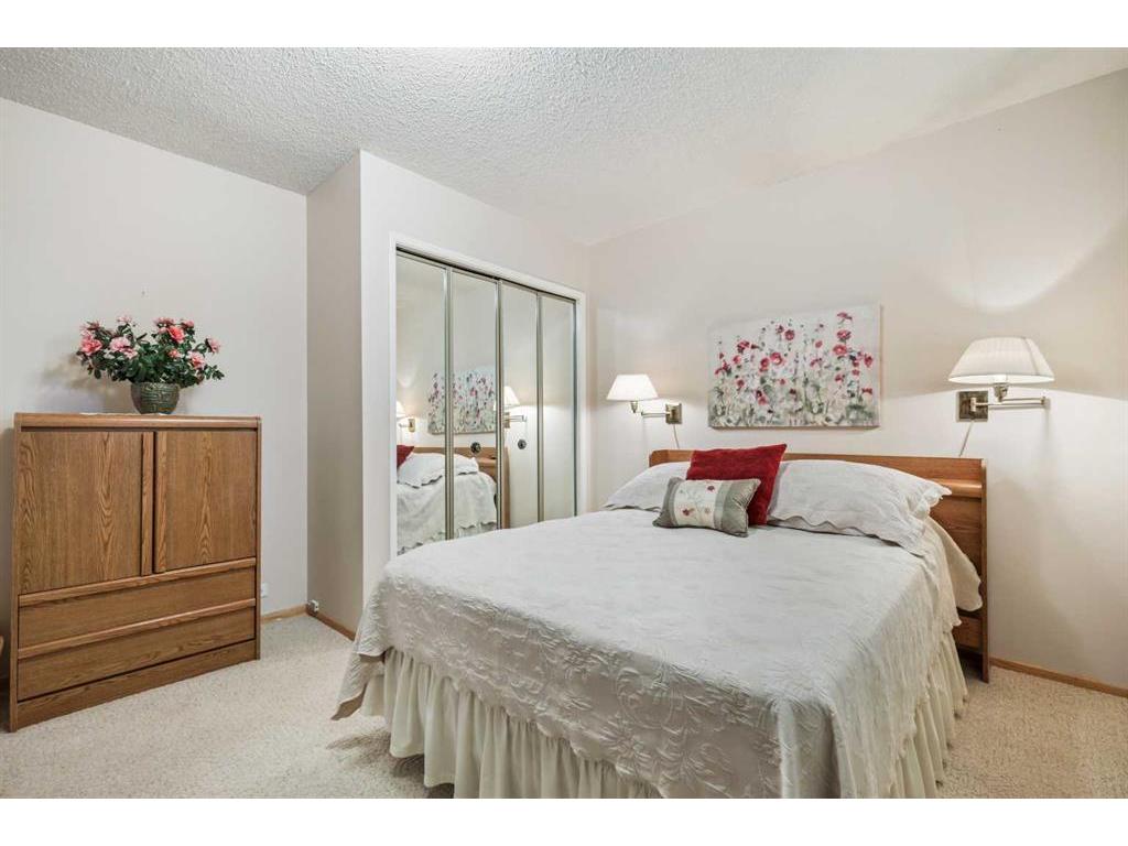 









6028


Dalgetty

Drive Northwest,
Calgary,




AB
T3A 1J3

