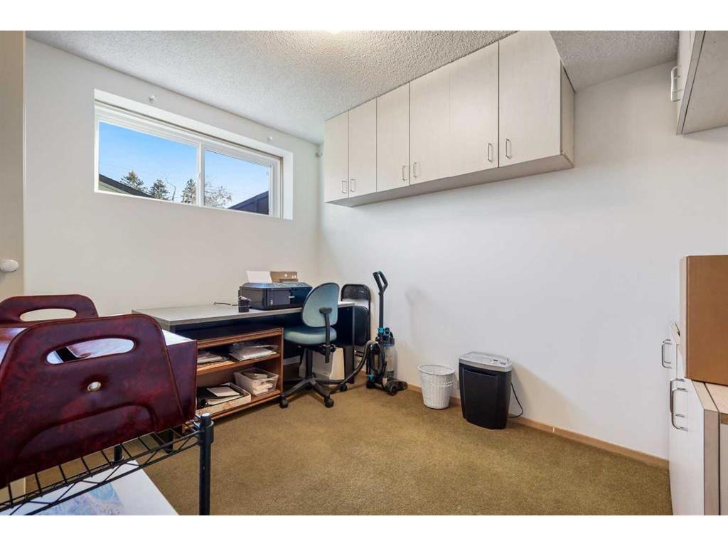 









6028


Dalgetty

Drive Northwest,
Calgary,




AB
T3A 1J3

