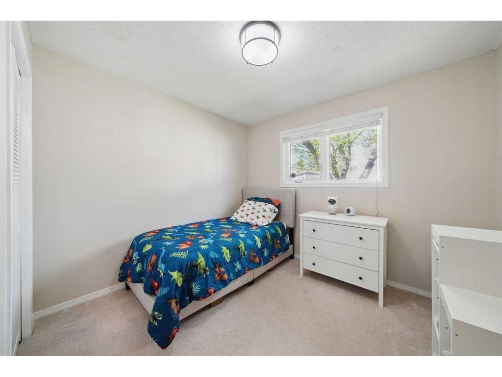 









828


Hunterston

Crescent Northwest,
Calgary,




AB
T2K 4N2

