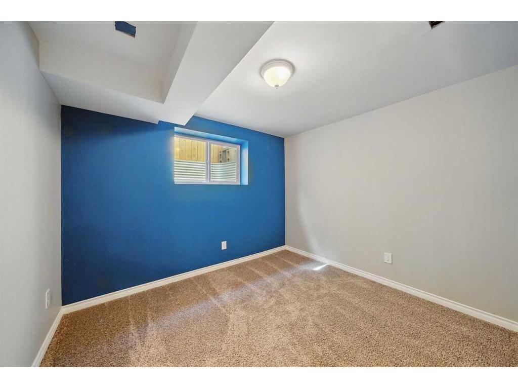 









828


Hunterston

Crescent Northwest,
Calgary,




AB
T2K 4N2

