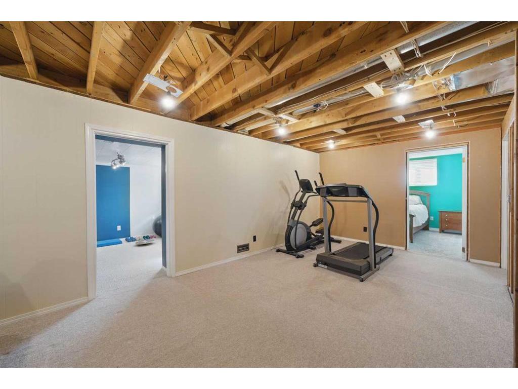 









828


Hunterston

Crescent Northwest,
Calgary,




AB
T2K 4N2

