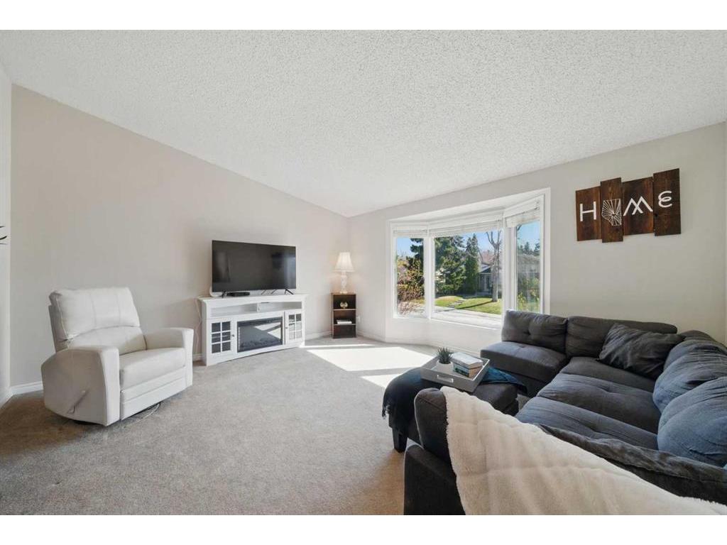 









828


Hunterston

Crescent Northwest,
Calgary,




AB
T2K 4N2

