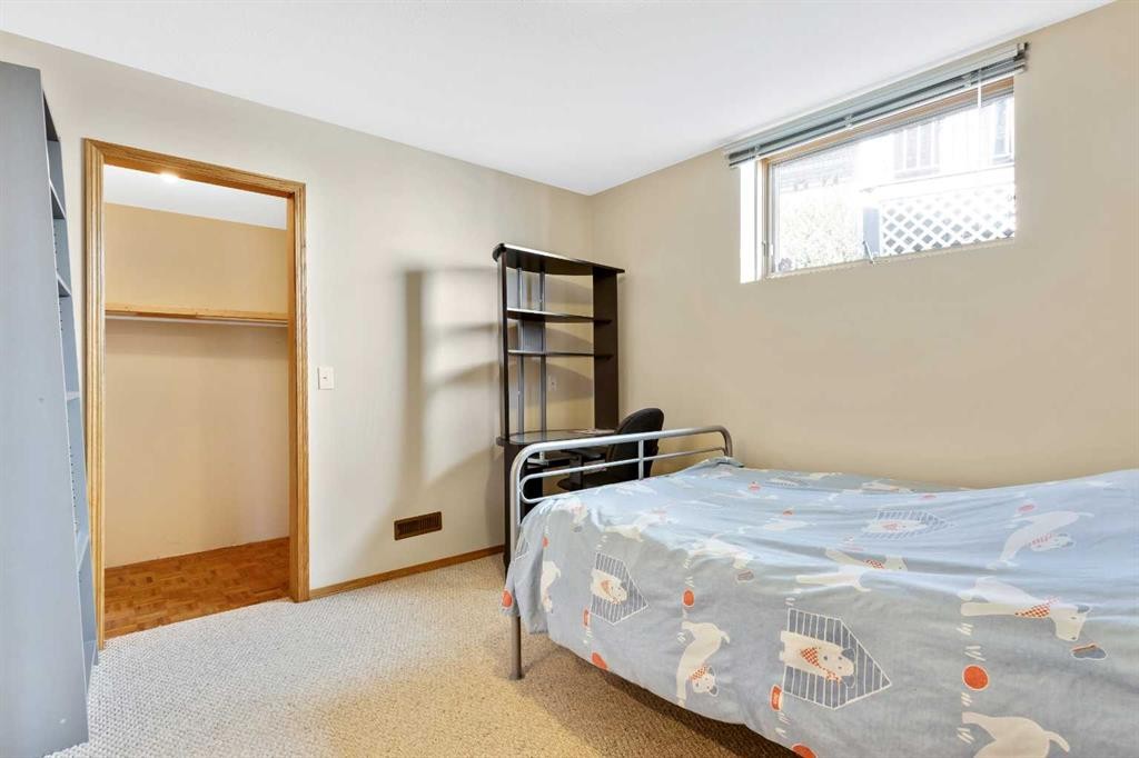 









48


Arbour Ridge

Mews Northwest,
Calgary,




AB
T3G 3Z3

