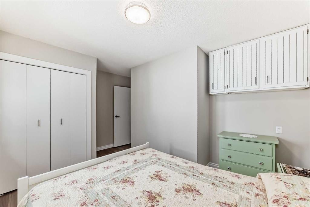 









19


Cedardale

Hill Southwest,
Calgary,




AB
t2w5a6

