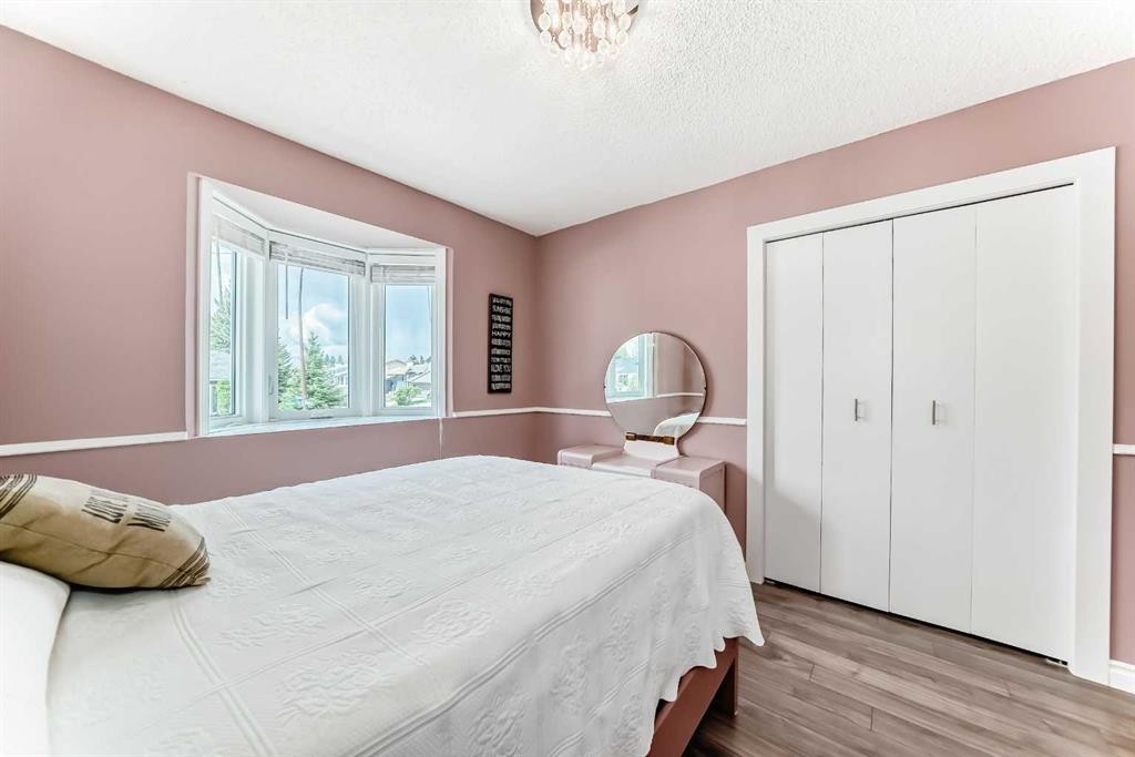 









19


Cedardale

Hill Southwest,
Calgary,




AB
t2w5a6

