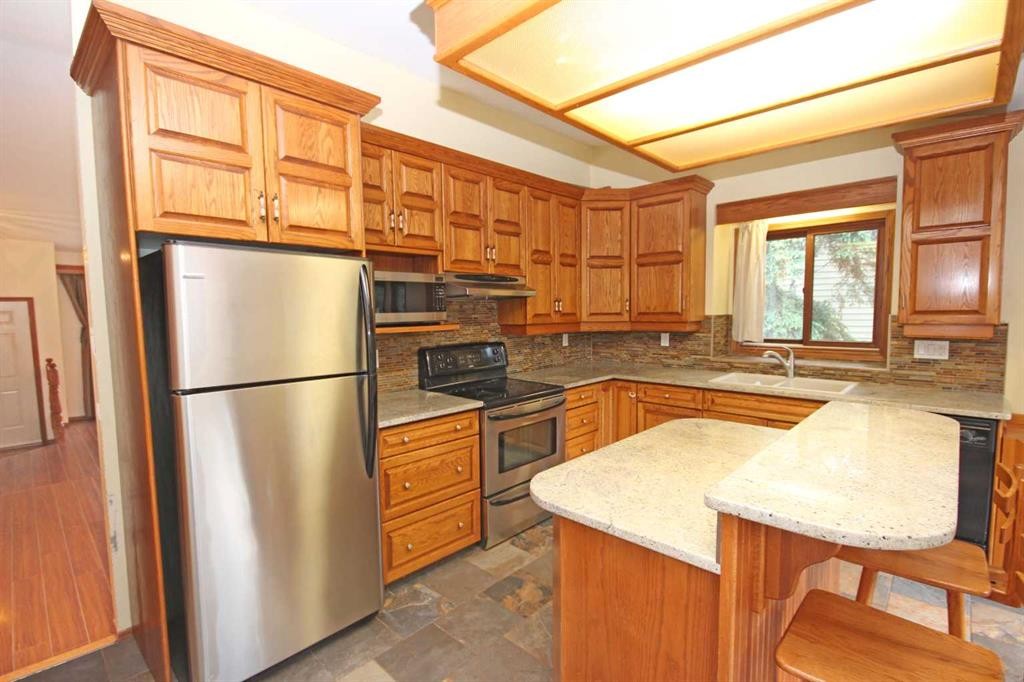 









67


Manyhorses

Drive,
Rural Rocky View County,




AB
T3Z 1A1


