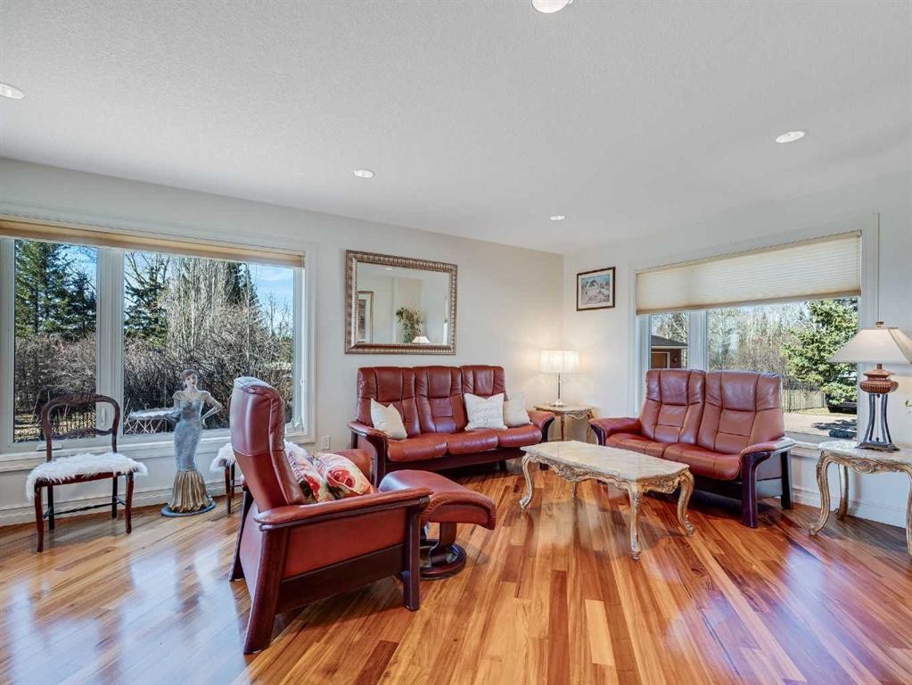 









225


Huggard

Road,
Rural Rocky View County,




AB
T3Z 2C2


