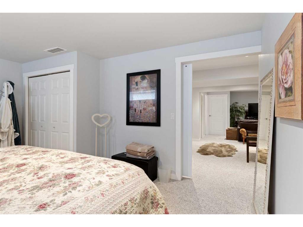 









34


Tararidge

Circle Northeast,
Calgary,




AB
T3J 3W4

