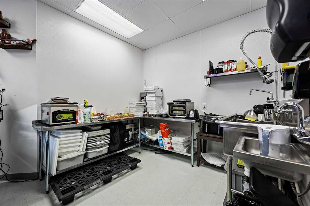 









1289


Highfield

Crescent Southeast, 108, 112,
Calgary,




AB
T2G 5M2

