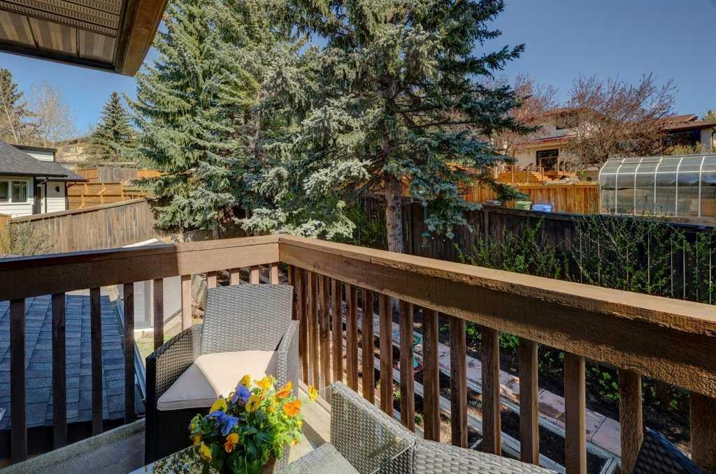 









19


Edgewood

Place Northwest,
Calgary,




AB
T3A 2T8

