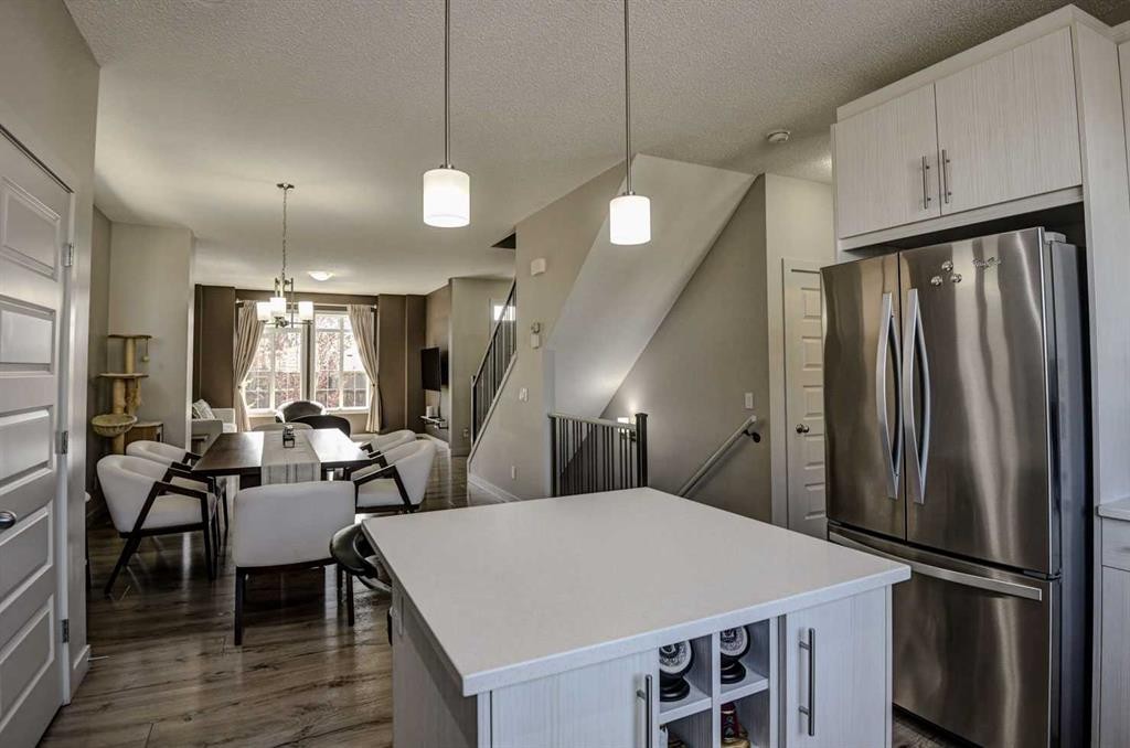









78


Marquis

Heights Southeast,
Calgary,




AB
T3M 2A8

