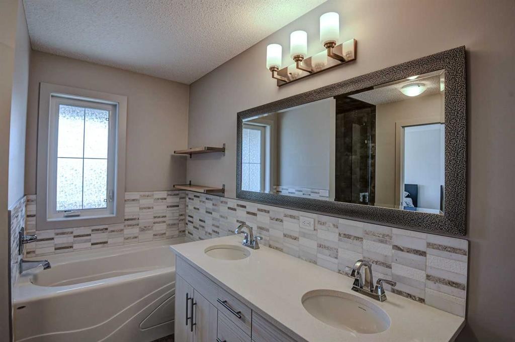 









78


Marquis

Heights Southeast,
Calgary,




AB
T3M 2A8

