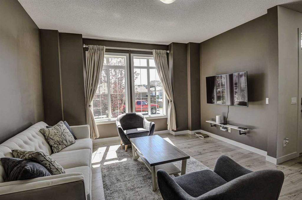 









78


Marquis

Heights Southeast,
Calgary,




AB
T3M 2A8

