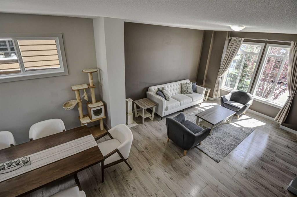 









78


Marquis

Heights Southeast,
Calgary,




AB
T3M 2A8

