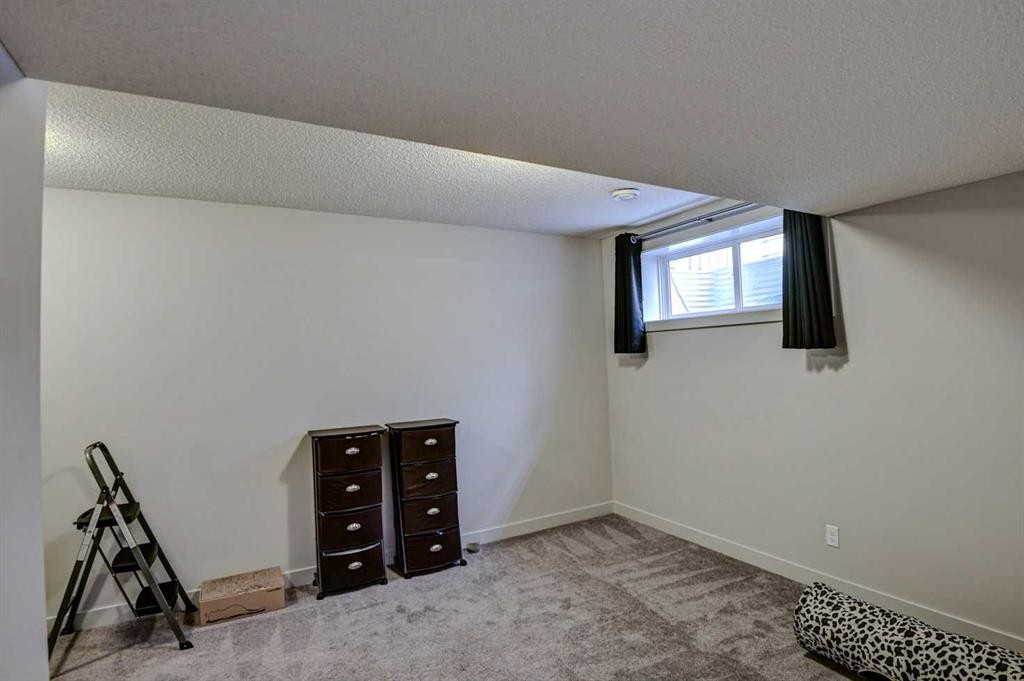 









78


Marquis

Heights Southeast,
Calgary,




AB
T3M 2A8

