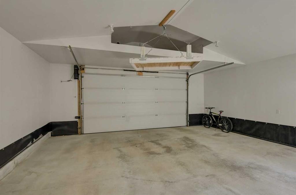 









78


Marquis

Heights Southeast,
Calgary,




AB
T3M 2A8

